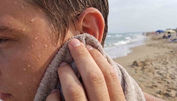 ¿Dolor de oído en verano? Cómo detectar una infección a tiempo y proteger tu salud auditiva