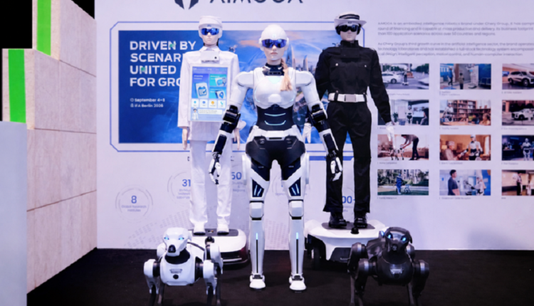 AiMOGA presenta su robot de seguridad inteligente y su robot enfermero en la feria IFA 2026
